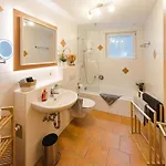 Storchenaue Apartment *